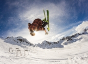 九游娱乐app下载-东决关键战焦点战，北京队速胜浙江队，一场战术与意志的闪电战