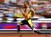 -奥运周期关键战，辽宁队稳稳拿下湖人，展现中国篮球体系力量