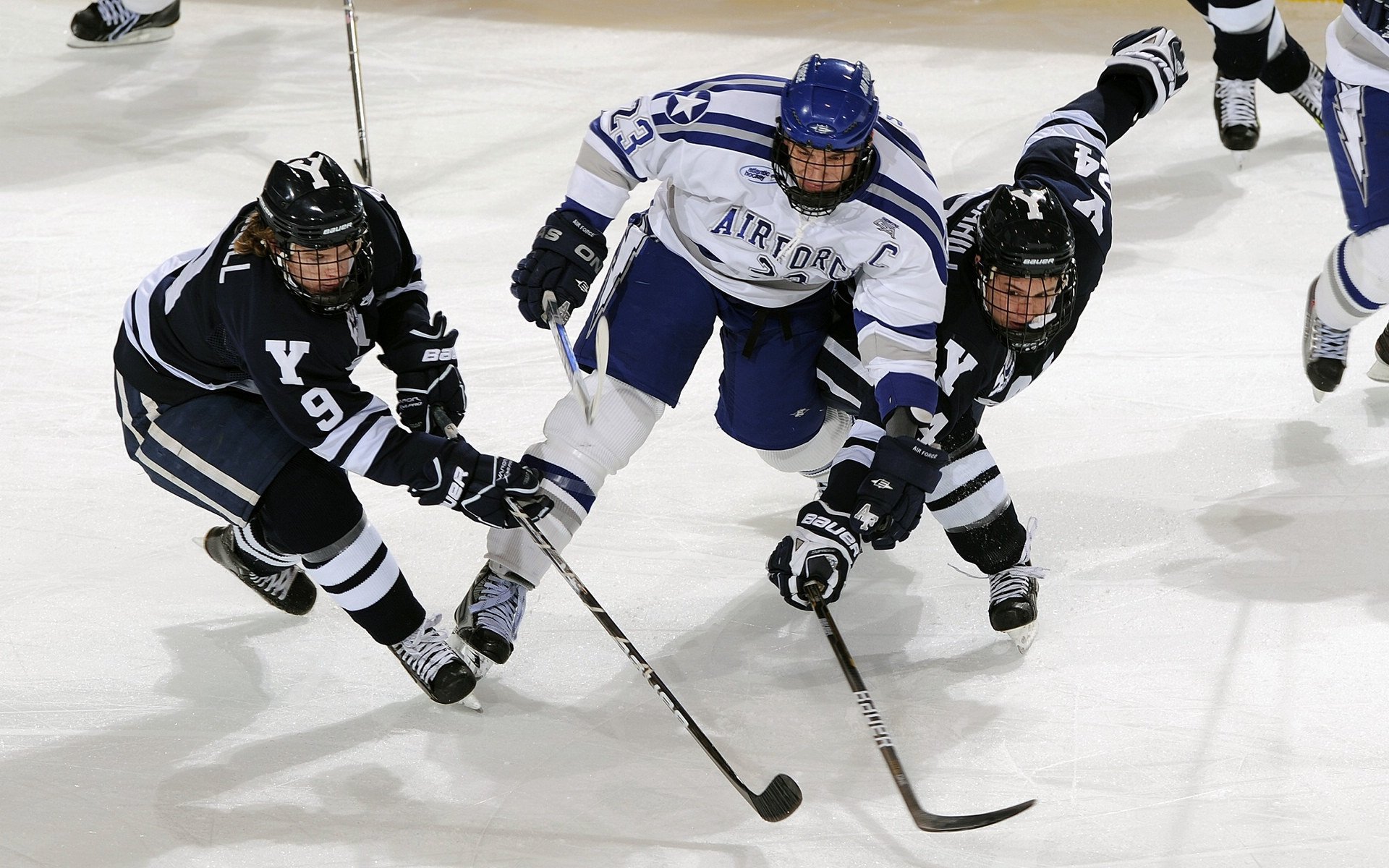 掘金对阵步行者，拉梅洛攻防两端统治，新生代控卫的华丽宣言