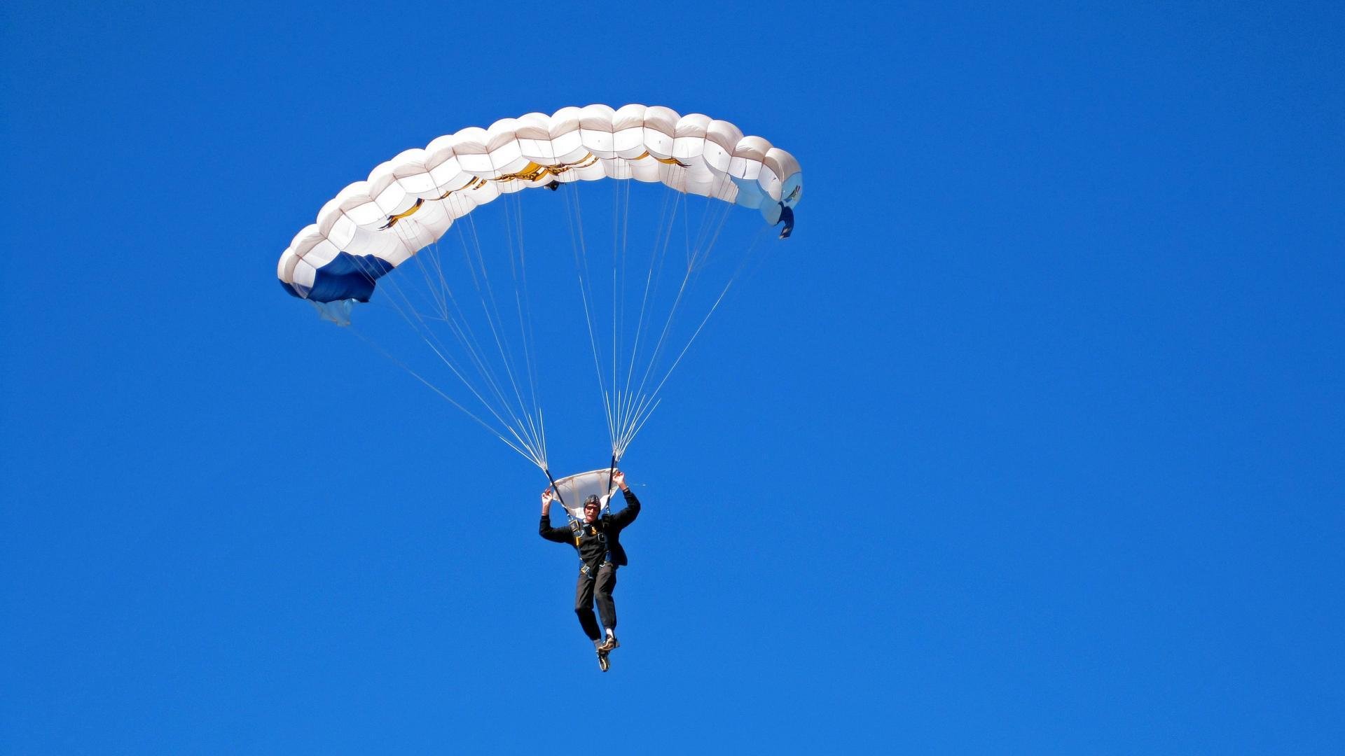 南美风暴席卷欧洲，巴拉圭速胜奥地利，贝林厄姆成关键先生