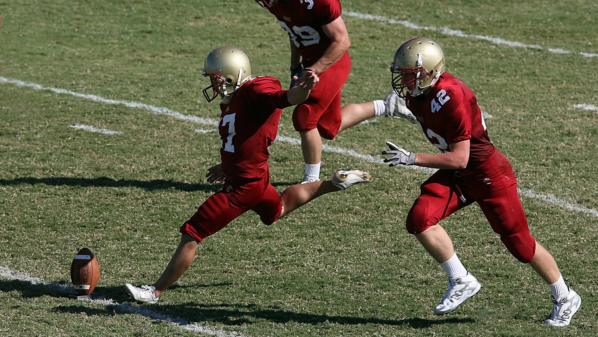 荷兰终结里昂王朝,赖斯在年度焦点之战接管比赛