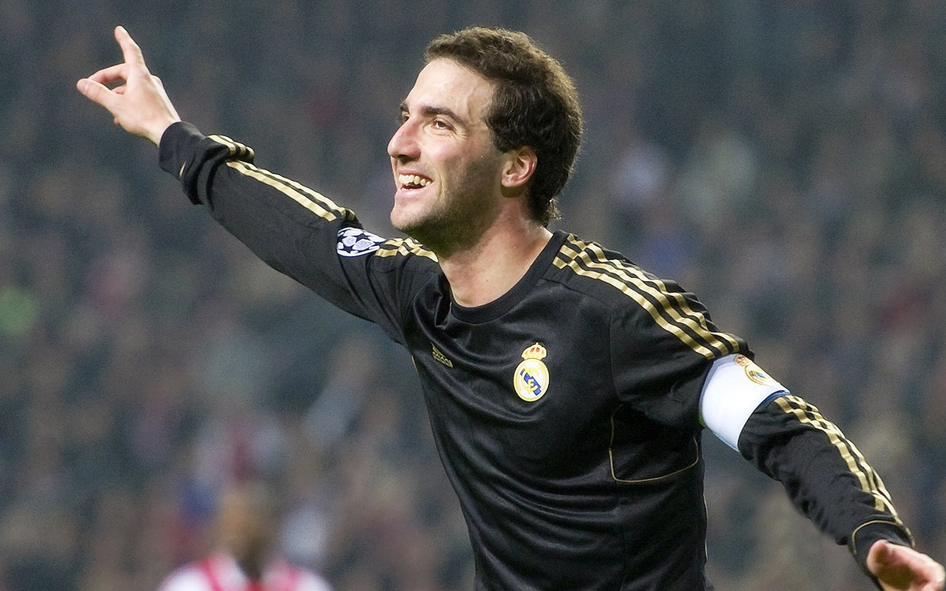 劳塔罗爆发!阿根廷卡塔尔硬仗取胜马里,锋线新核奠定唯一性