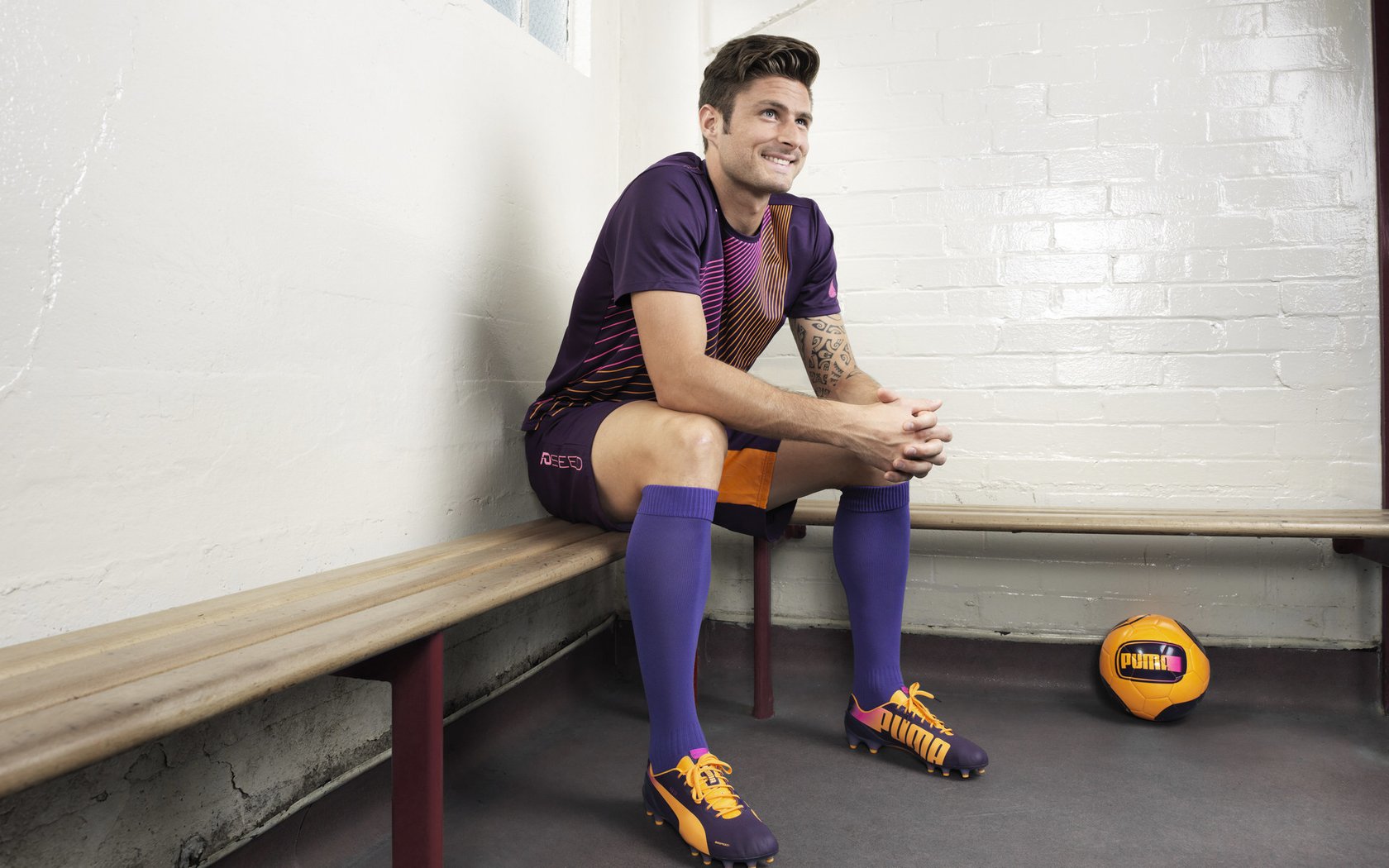 篮网碾压天津队，霍勒迪刷新纪录，一场定义新高度的比赛